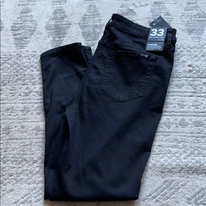 Joe’s Jeans Flawless Black High Rise Skinny Ankle